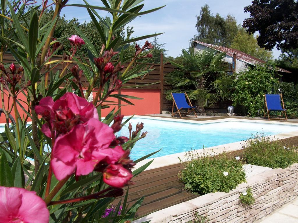Loire, Châteaux, et Vignes Onzain Exterior foto